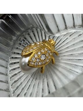 Vintage Napier Rhinestone Ladybug Brooch Faux Pearl Gold Tone Signed